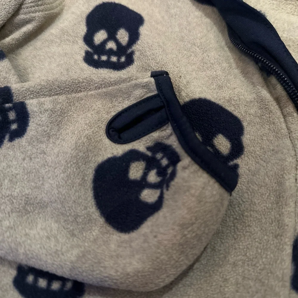 ✨5/$30✨Kids Skull Print Fleece Jacket - Gray size 6/7 - Picture 6 of 7